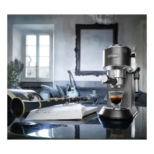 Кофеварка рожковая DELONGHI Dedica EC685.BK, 1350 Вт, объем 1,1 л, ручной капучинатор, черная, фото 12